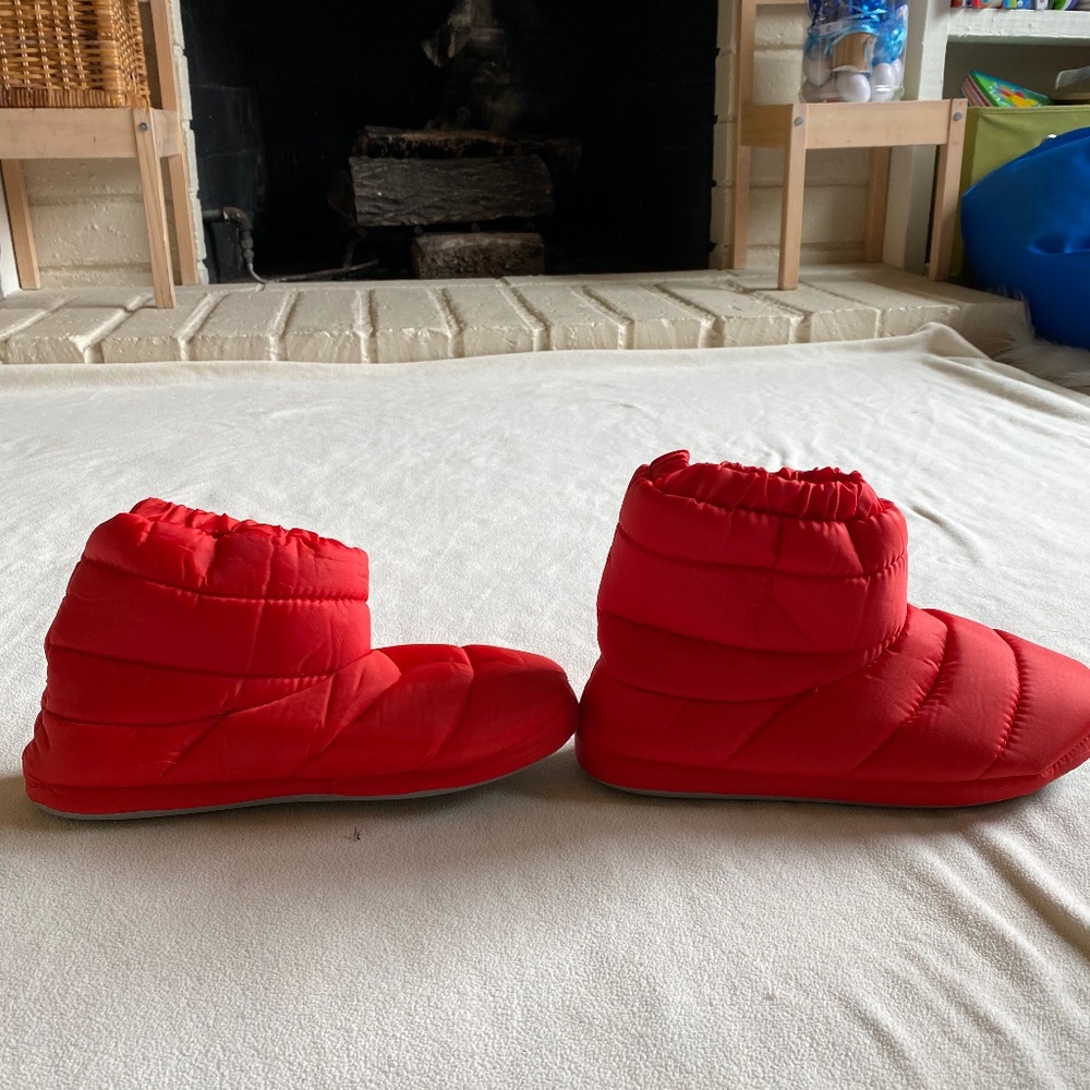 Puffy booties